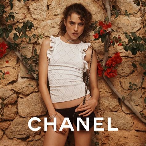 The CHANEL COCO BEACH 2022 Collection Campaign 